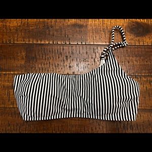 NWOT Hollister One-Shoulder Bikini Top